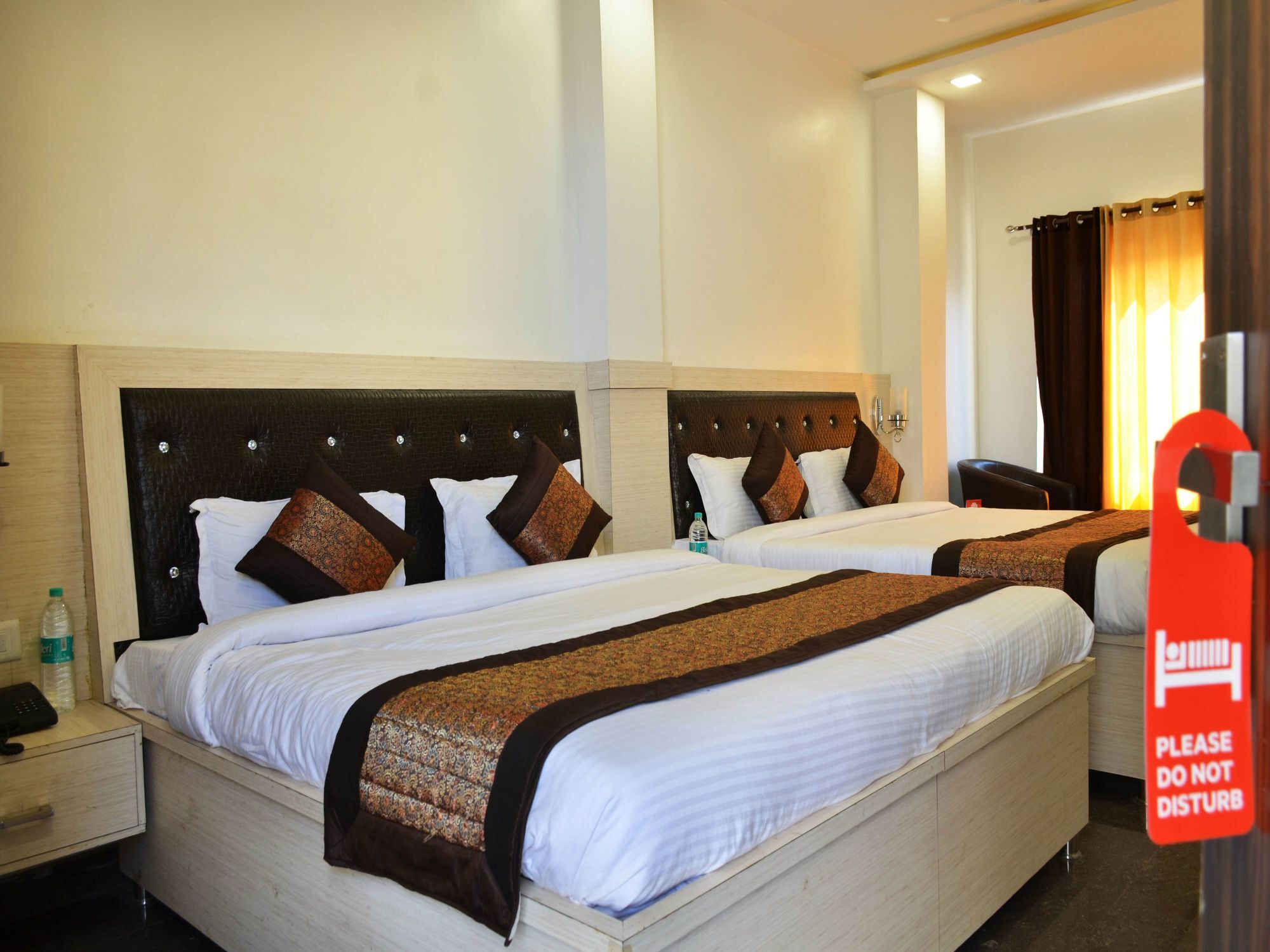 Oyo 7447 Grand Park Hotel Amritsar Exterior foto