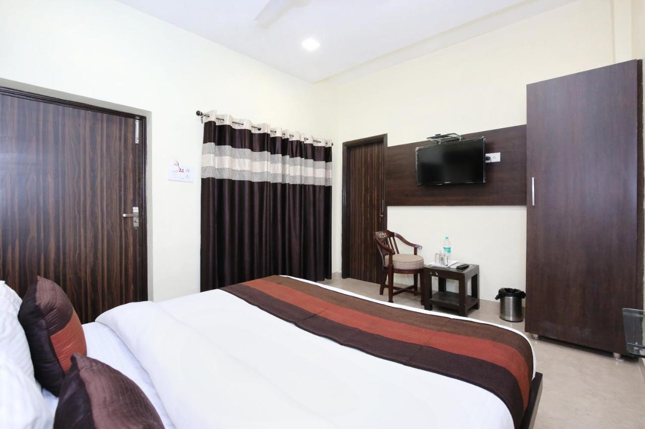 Oyo 7447 Grand Park Hotel Amritsar Exterior foto