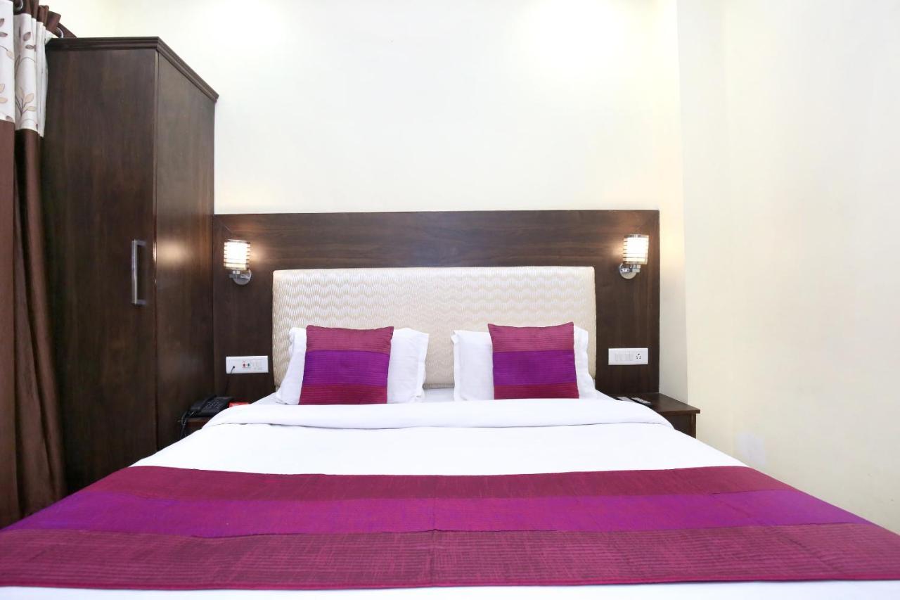 Oyo 7447 Grand Park Hotel Amritsar Exterior foto