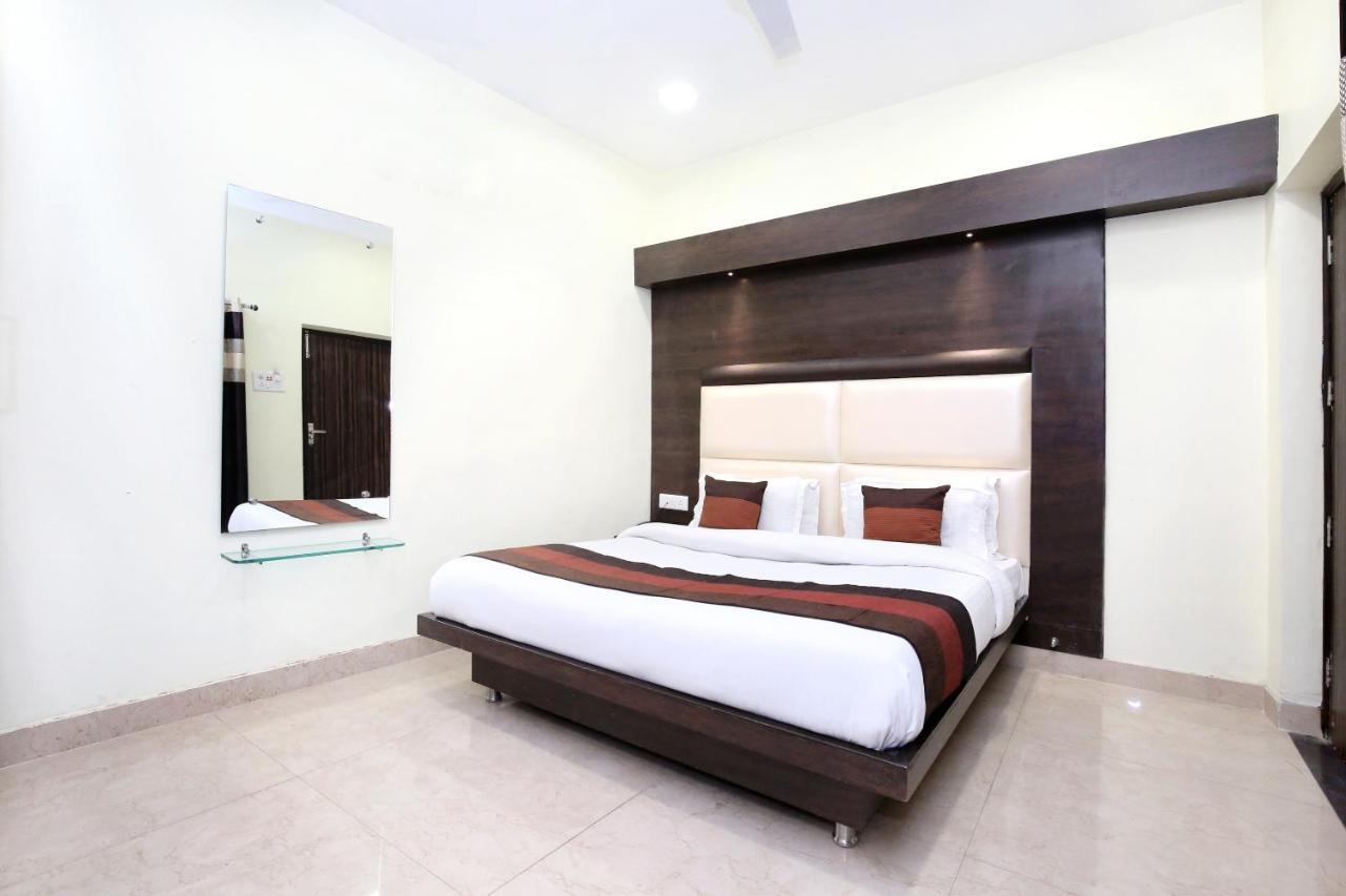 Oyo 7447 Grand Park Hotel Amritsar Exterior foto